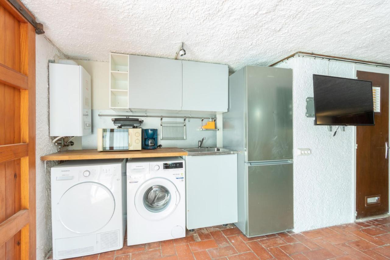 Goldhome - Port Petit - Casa 4 Habitaciones, Amarre, Wifi, Aire Acondicionado เอมปูเรียบราบา ภายนอก รูปภาพ