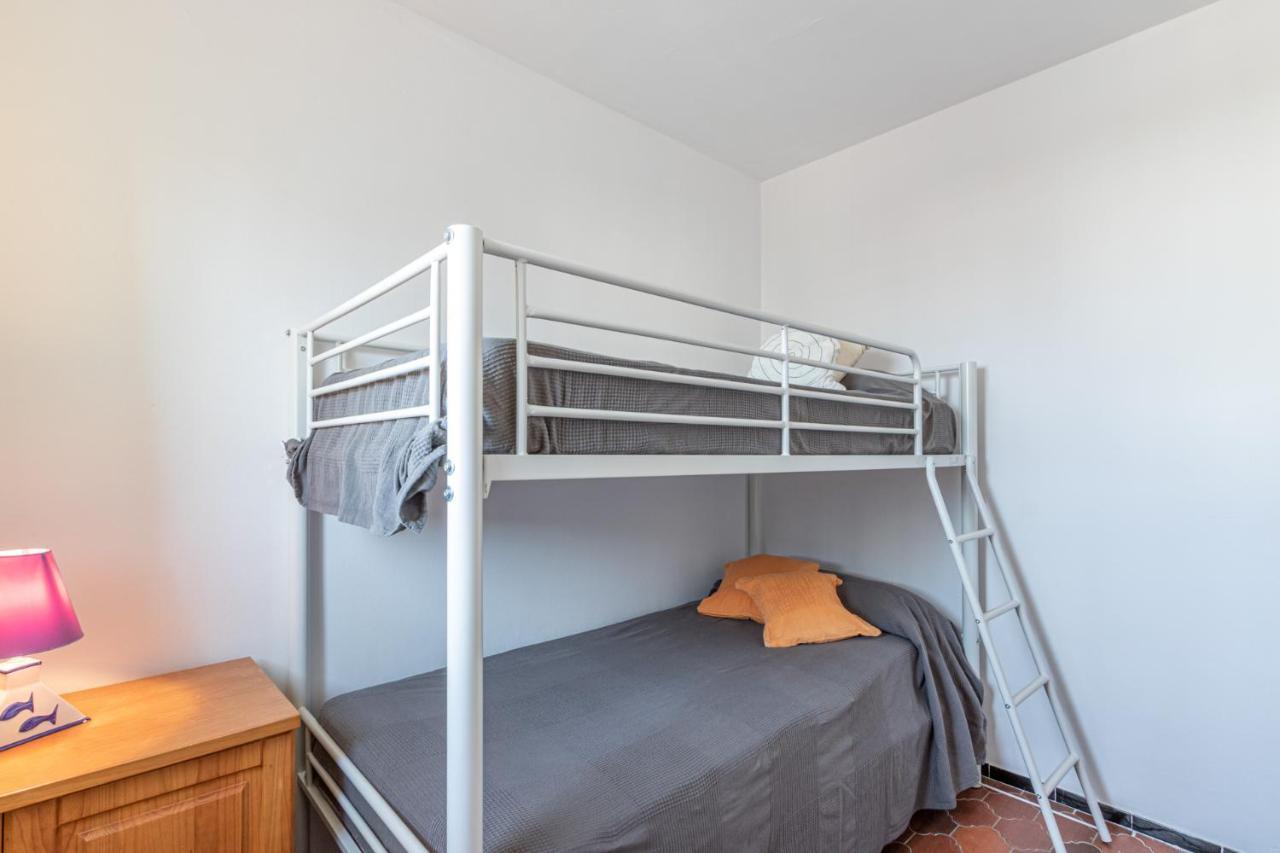 Goldhome - Port Petit - Casa 4 Habitaciones, Amarre, Wifi, Aire Acondicionado เอมปูเรียบราบา ภายนอก รูปภาพ
